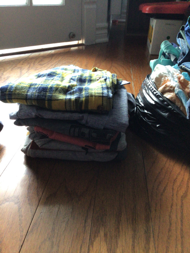Vêtements 4-5 ans dans Vêtements - 4T  à Longueuil/Rive Sud - Image 2