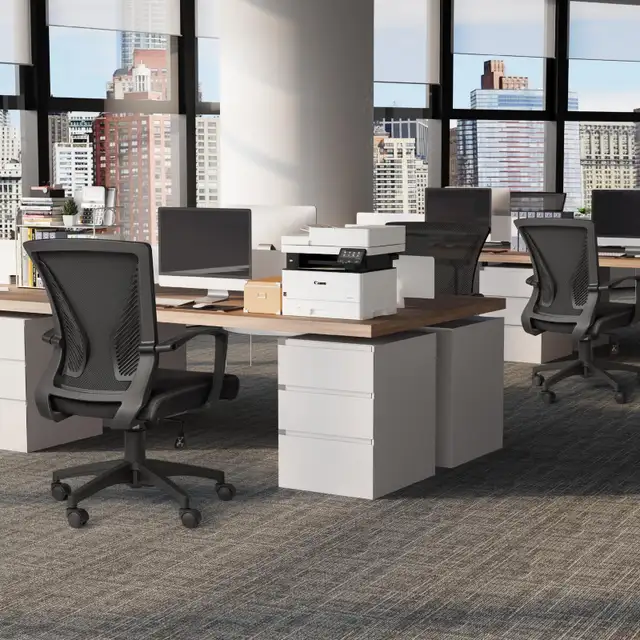 Furmax Office Chair Mid Back Swivel Lumbar  in Chairs & Recliners in Markham / York Region - Image 3
