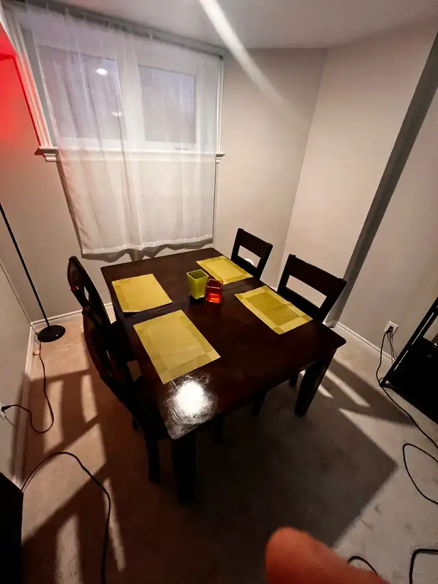 Wood Dinning Set in Dining Tables & Sets in Kingston - Image 2