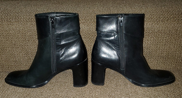 ENZO ANGIOLINI BLACK LEATHER ANKLE BOOTS in Women's - Shoes in Calgary - Image 2