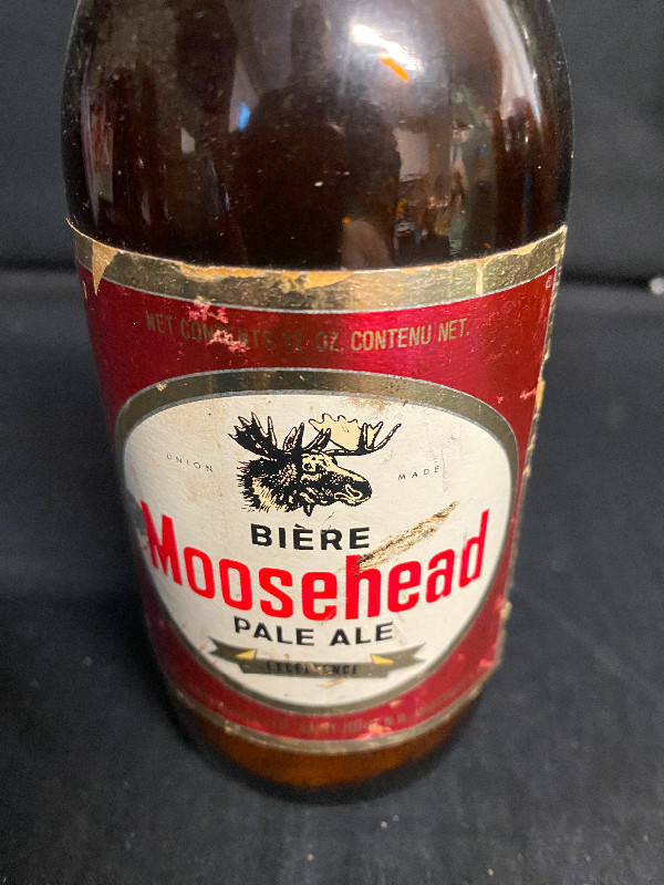 Stubby Moosehead Beer Bottle in Arts & Collectibles in Moncton - Image 2