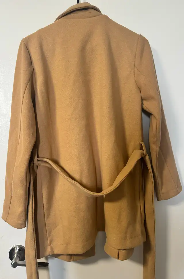 Pea coat in Women's - Tops & Outerwear in Mississauga / Peel Region - Image 3