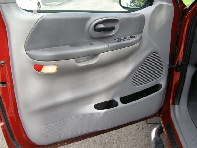 1999 Ford F150 XLT in Classic Cars in Calgary - Image 15