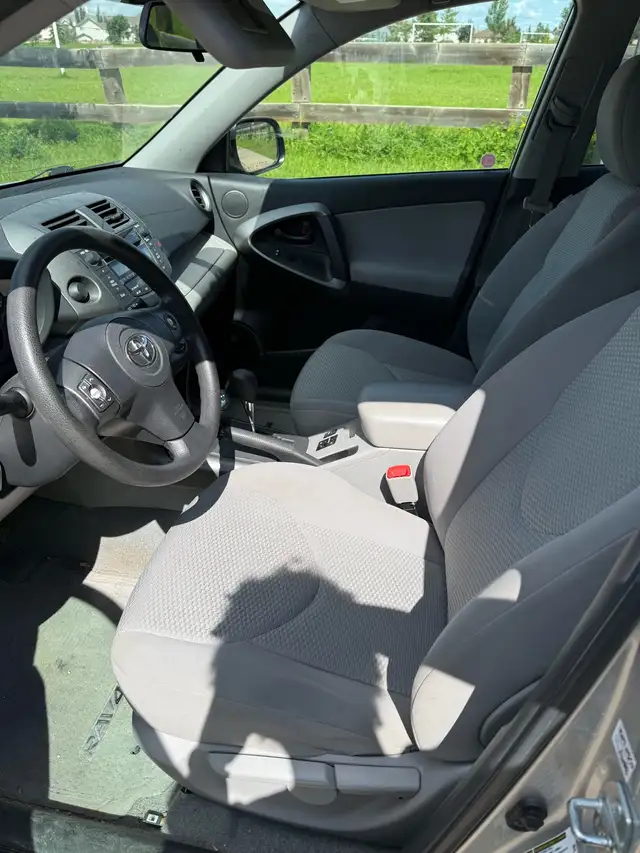 2011 toyta rav4552945033549588486