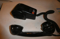 Téléphone en bakelite pour bureau ancien