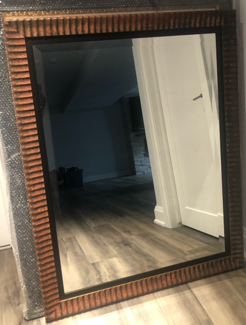 Contemporary Wall Mirror in Home Décor & Accents in St. Catharines