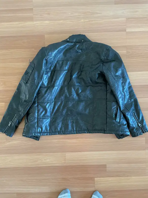 Guess Leather Jacket in Men's in Edmonton - Image 10