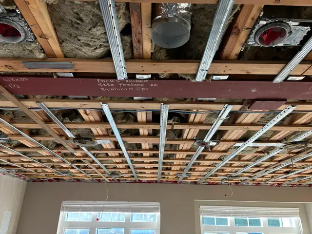 Drywall installation and finishing service, Taping and steel fra62864742994947123