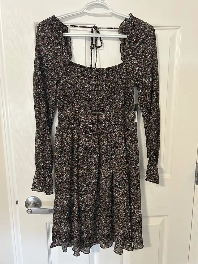 Floral Print Mini Dress with Long Sleeves size S