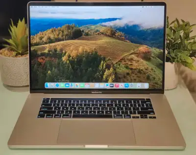 Please read the full ad and see all pictures before contacting POWERFUL 16 Inch Macbook Pro 2019 2.4...