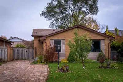 Welcome to 10 Wexford Ave This 3-bedroom, 2 bathroom property located at 10 Wexford in East London i...