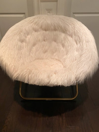 Pottery Barn Teen: Winter Fox Faux-Fur Hang-A-Round Chair