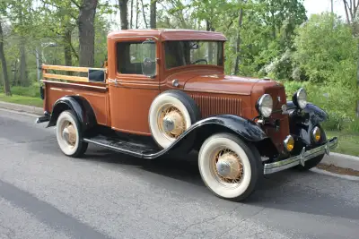 1933 Ford Model V8-46 pickup. Professionally restored approximately 40 years ago and still remains i...
