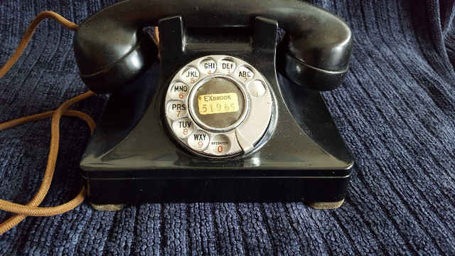 North Electric Galion  Desk Telephone 1940s Working in Arts & Collectibles in City of Toronto - Image 4