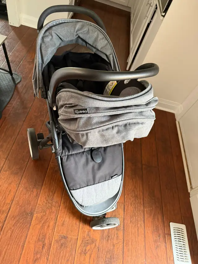 Evenflo stroller and baby car seat for sale in Strollers, Carriers & Car Seats in Kitchener / Waterloo - Image 5