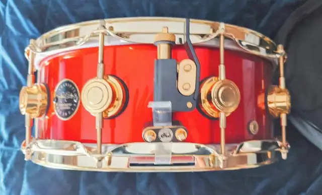 2002 DW JOHN CRAVIOTTO SIGNED SNARE DRUM - RARE- in Drums & Percussion in Windsor Region - Image 9