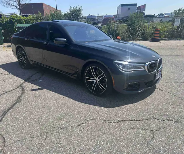2016 BMW 750i xDrive 