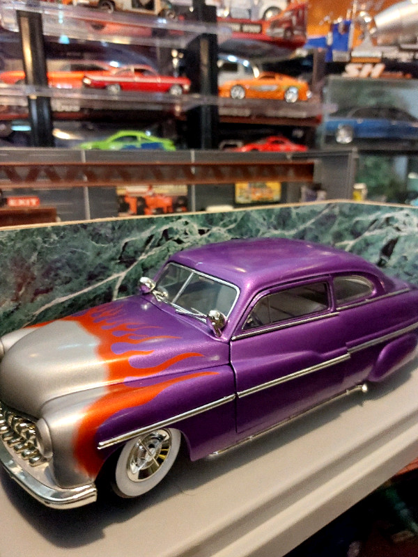 DIECAST CARS & TRUCKS 1:18
MERCURY  in Toys & Games in Hamilton - Image 2