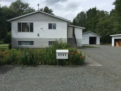 House for rent in Terrace 4 bedrooms 2 bathrooms Upstairs 2 bedrooms,living room,kitchen,bathroom an...