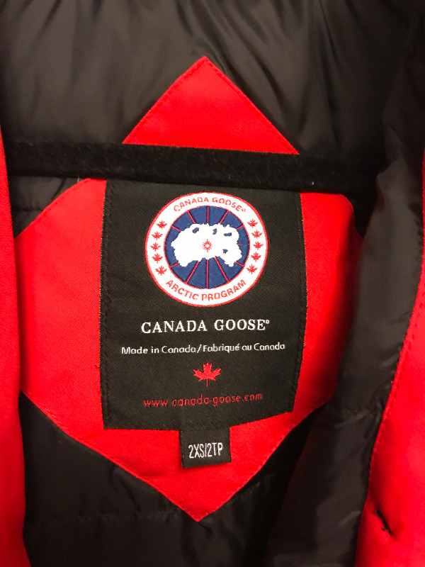 Canada Goose Kensington Parka Jacket in Women's - Tops & Outerwear in City of Toronto