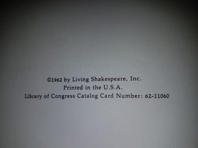 Living Shakespeare,Macbeth. in Textbooks in Thunder Bay - Image 2