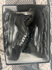 Versace chain reactions size 13.5