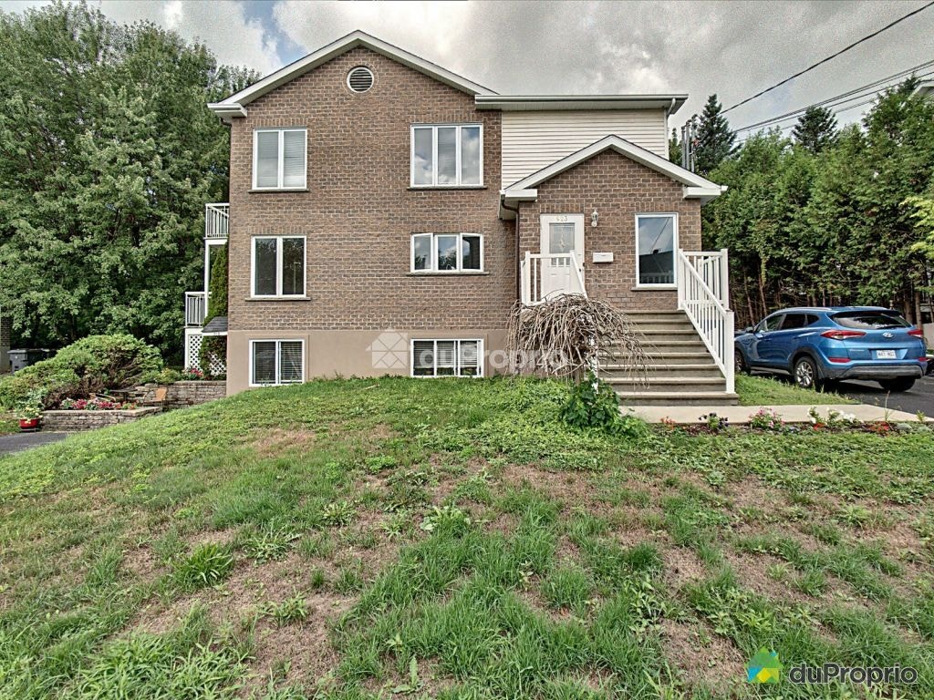 Grand 5 ½ Haut de triplex à Sherbrooke, secteur Jacques-Cartier — photo 1