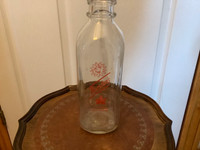 Vintage Borden’s One Quart Glass Milk Bottle