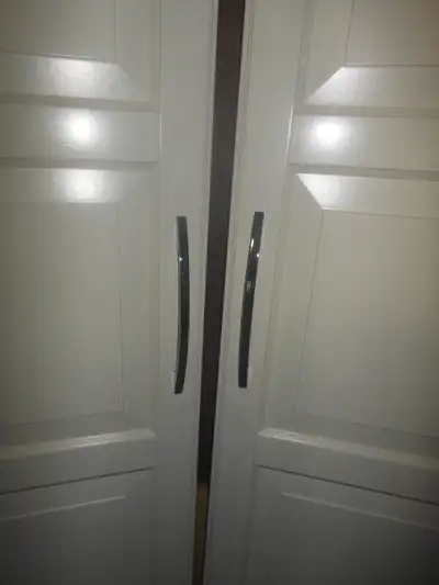 2 wardrobe doors with 3 hinges and handles, View more