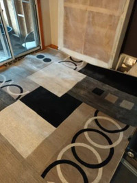 8x11 grey/brown area rug