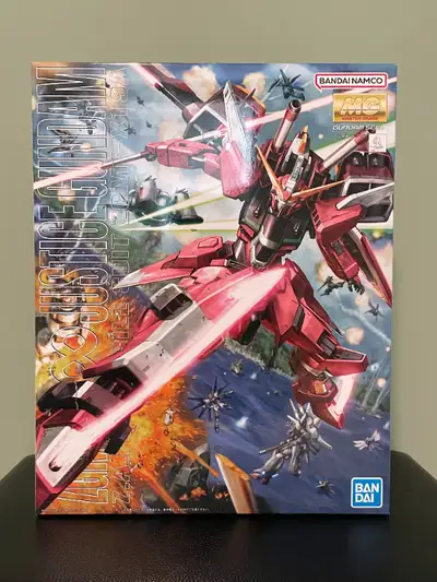 Up for sale is a brand new and factory-sealed Master Grade 1/100 Gundam GP01Fb model kit. This iconi...