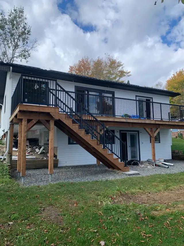 Deck Construction, Repair & Step Replacement — Free Estimates⁠