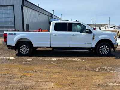 For Sale: 2021 Ford F-350 Lariat long box . It has the 6.7 Powerstroke engine. It has about 150k on...