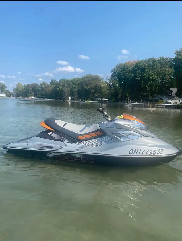 2010 Sea Doo RXPX 255 in Personal Watercraft in Hamilton - Image 3
