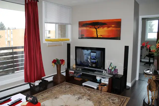 Bright & Spacious 2-Bedroom Apartment – Water & Heat Included