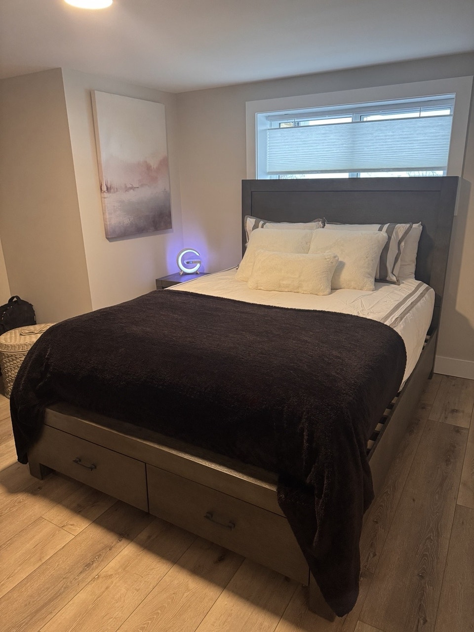 Fully Furnished 2 Bedroom Executive Suite – Westridge 5