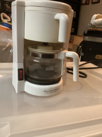 Proctor Silex 4 cup coffee maker