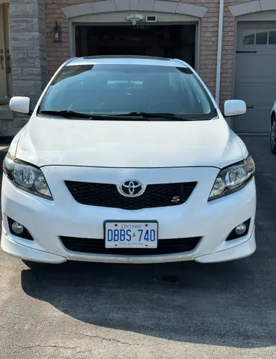 2010 Toyota Corolla S Clean Title Clean Carfax No accidents No problems No work needs to be done. (I...
