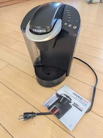 Keurig K-Classic noire à dosettes. Portion individuelle pour 6 à 10 oz