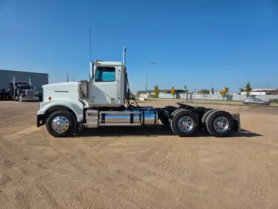 Heavy spec Western Stars 4900s. DD 16, Eaton 18spd auto MXP trans. 13,200 front axle and 46 rears wi...