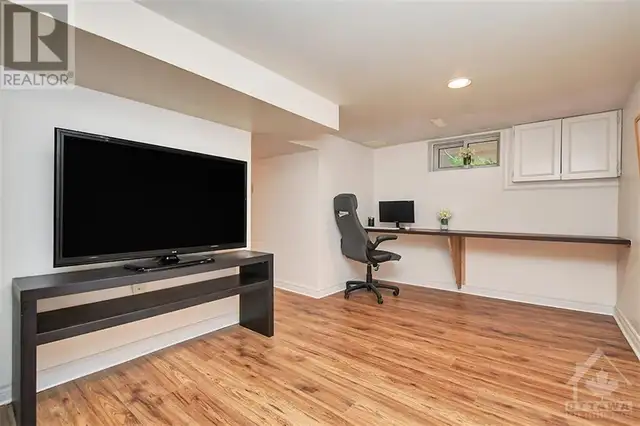 KITCHEN-BATHROOMS-BASEMENTS501761126926264327