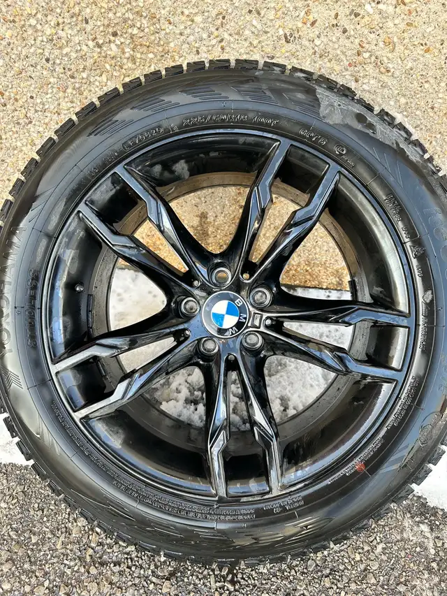 4 winter tires with rims for BMW x3 x4 in Tires & Rims in Markham / York Region - Image 4