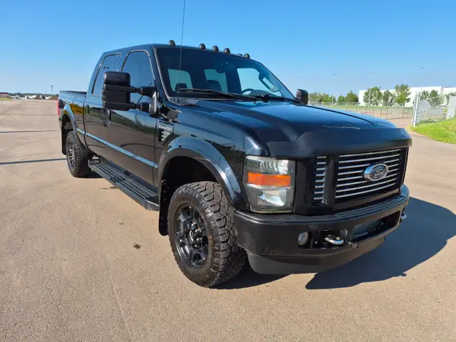 2009 Ford F350  Harley Davidson