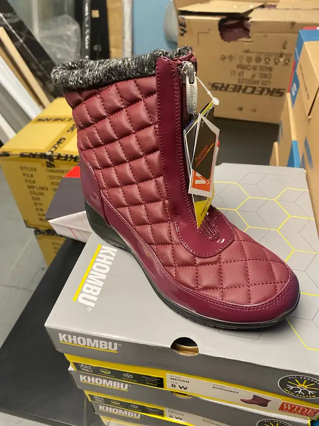 Warehouse Wholsale winter boots $19 in Men's Shoes in City of Montréal - Image 6