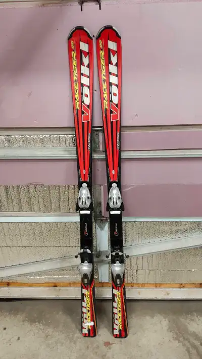 Used, good condition skis Volkl Racetiger 156cm with Tyrolia bindings (Tap/click on pictures to see...