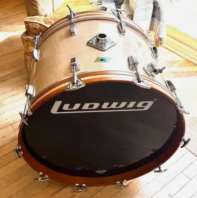 Vintage Ludwig Maple Cortex Kit - 1973 - Excellent!!, View more