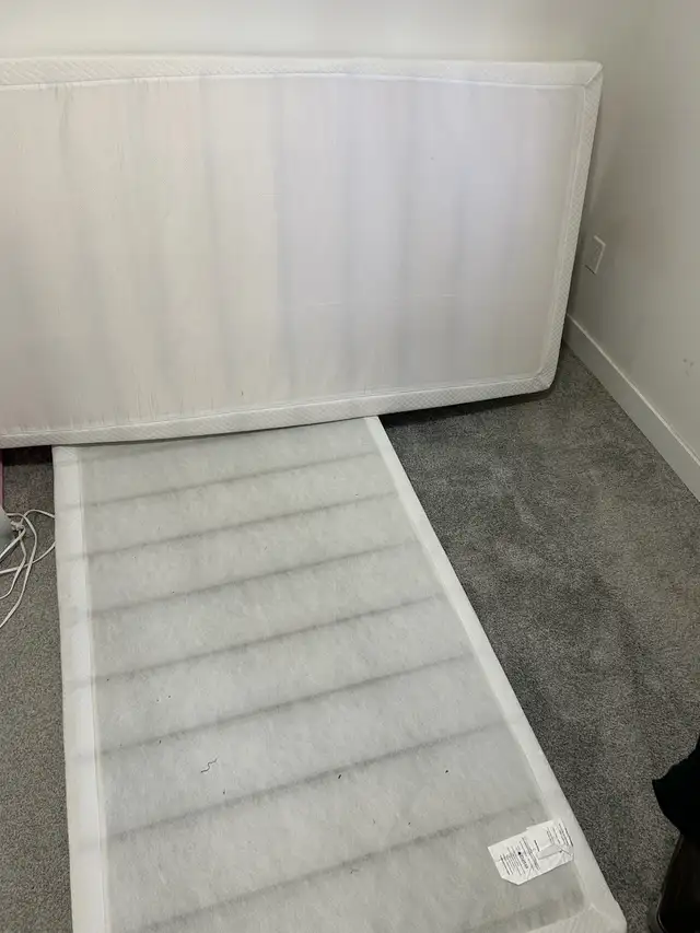 Box spring and cover only in Beds & Mattresses in Winnipeg - Image 2