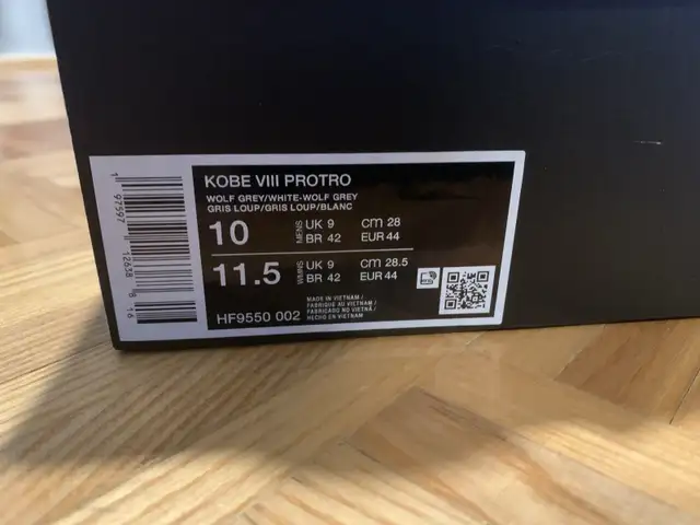 Kobe VIII 8 Protto in Basketball in Markham / York Region - Image 6