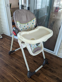 High chair in great condition