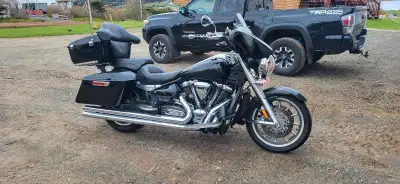 Weekend SPECIAL PRICE , Needs to go , bring cash . 1900cc V-twin, great bike , well maintained , and...